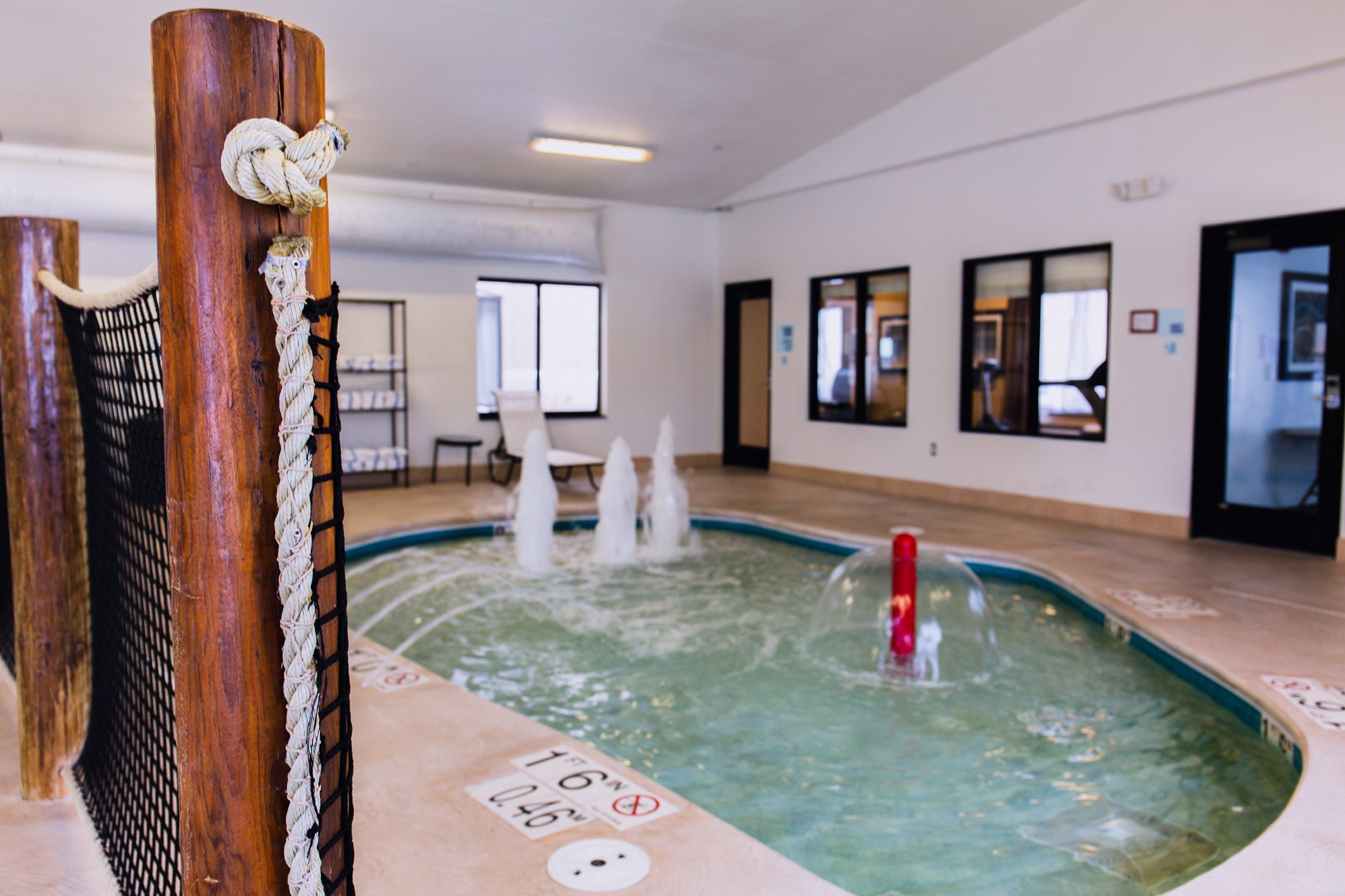 Holiday Inn Express & Suites Sidney By Ihg Luaran gambar