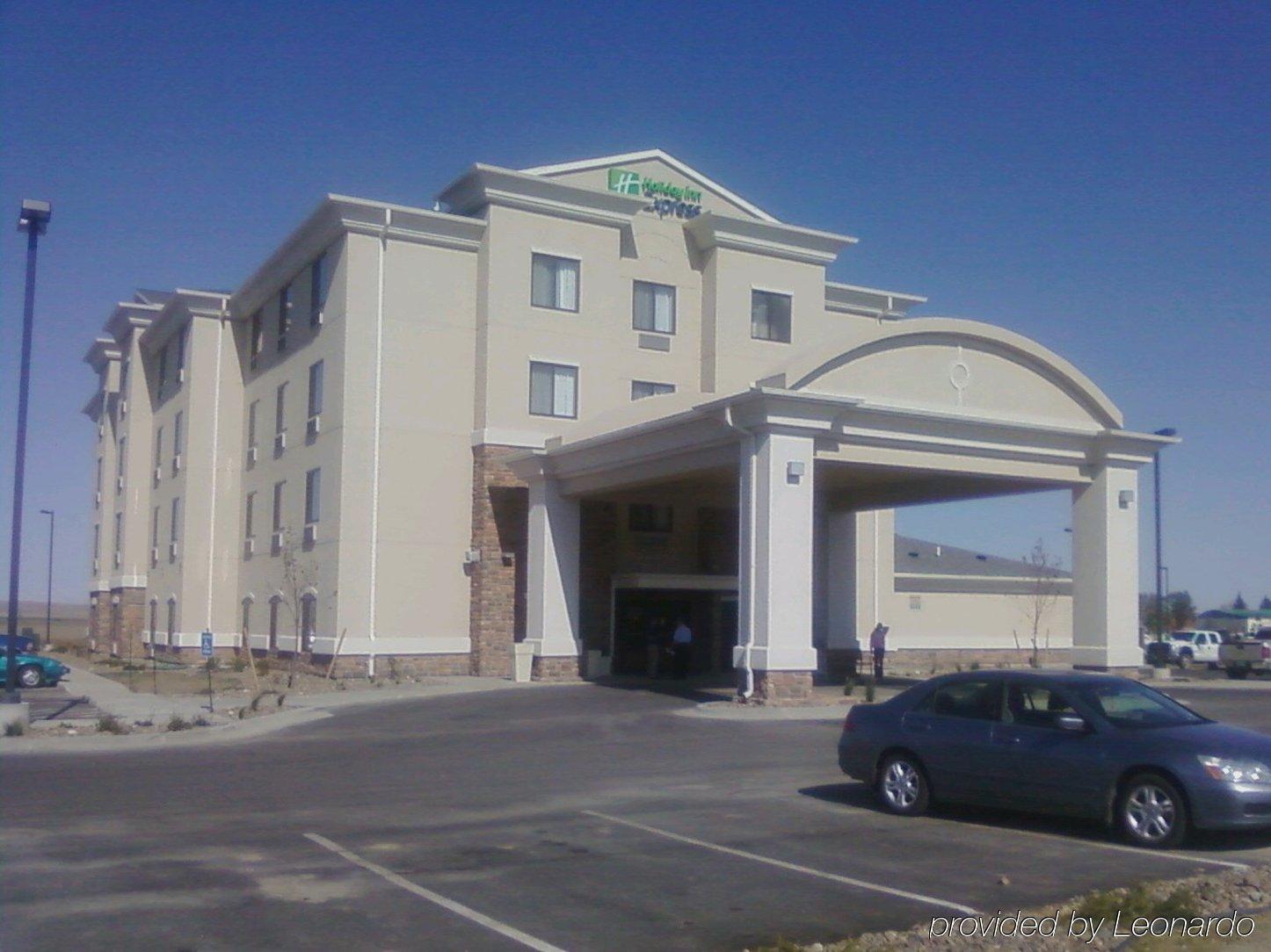 Holiday Inn Express & Suites Sidney By Ihg Luaran gambar